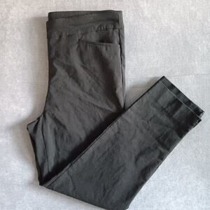 Chico's EUC So Slimming Black Ankle Pants 2R US 12R Stretch Pull On Work